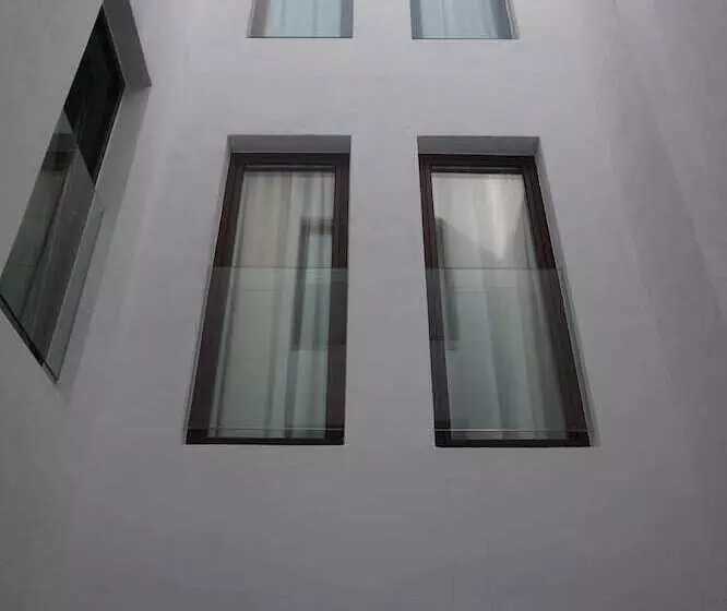 Majatalo Rincon 13   Mares