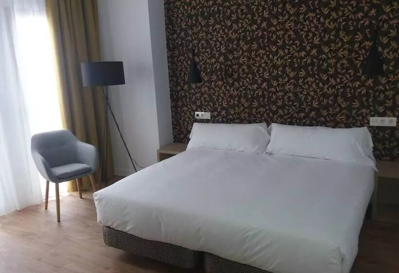 Majatalo Rincon 13   Mares