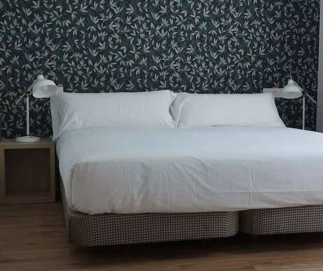 Majatalo Rincon 13   Mares