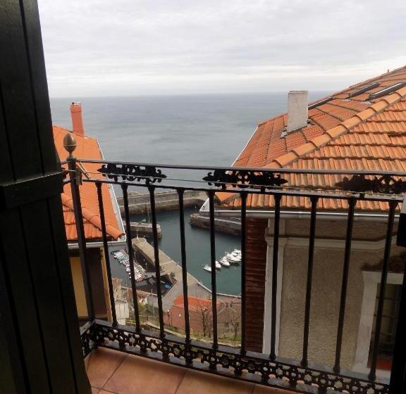 ペンション Itsasmin Ostatua