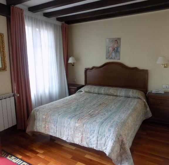 ペンション Itsasmin Ostatua