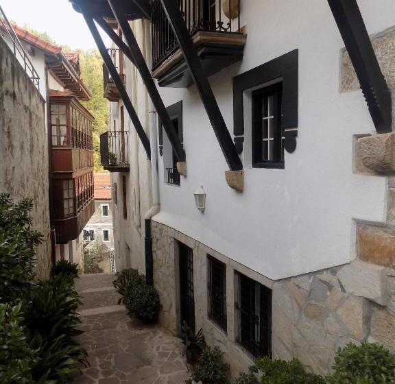 ペンション Itsasmin Ostatua