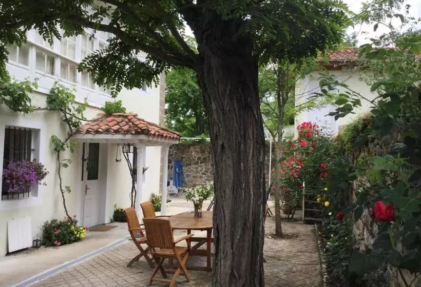 Majatalo Villa Elena