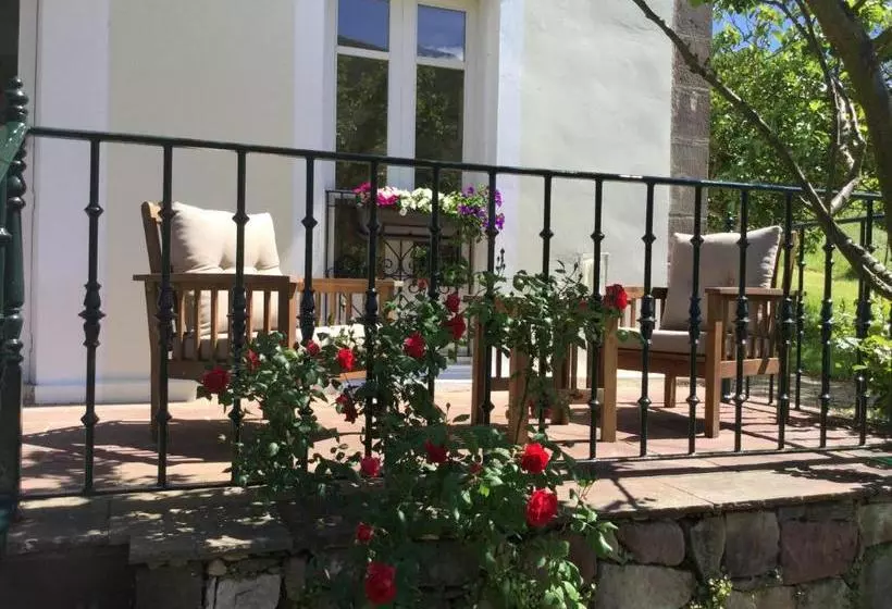 Majatalo Villa Elena