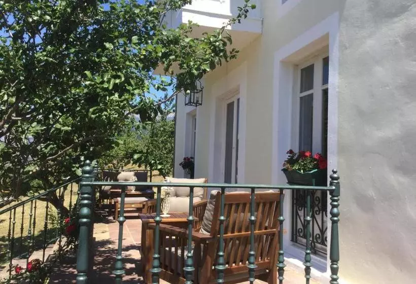 Majatalo Villa Elena