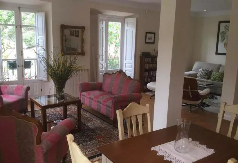 Majatalo Villa Elena