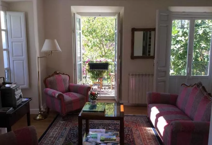 Majatalo Villa Elena