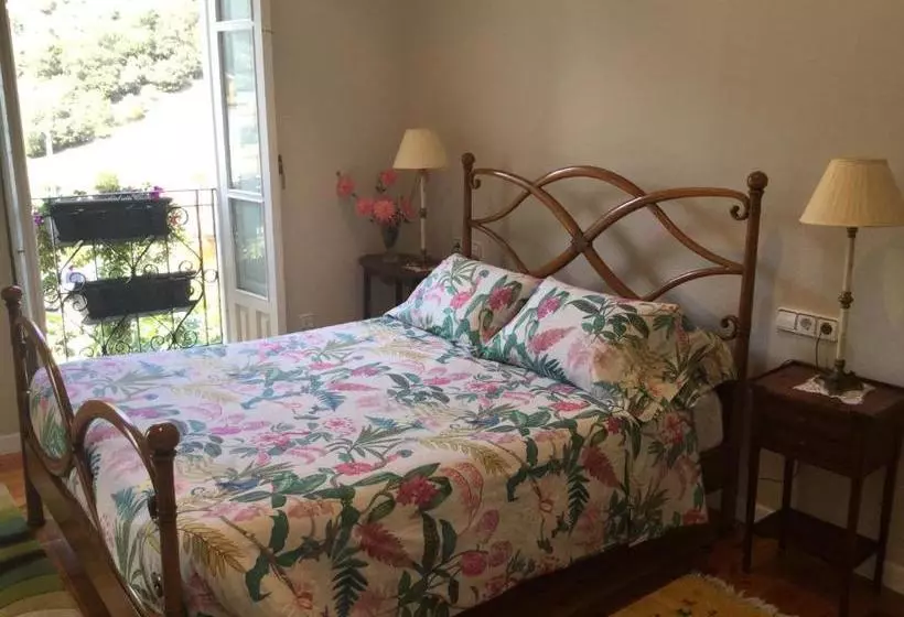 Majatalo Villa Elena