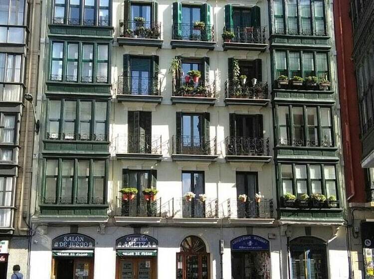 بنسيون Bilbao Art Lodge Staynnapartments