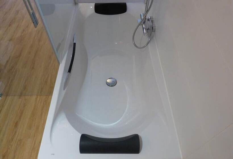 بنسيون Bilbao Art Lodge Staynnapartments