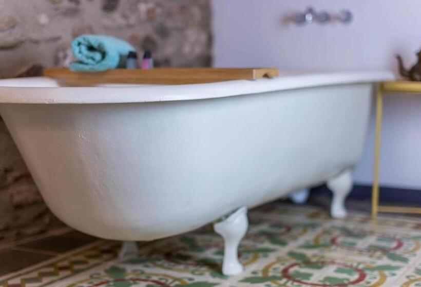 پانسیون Groc Rooms