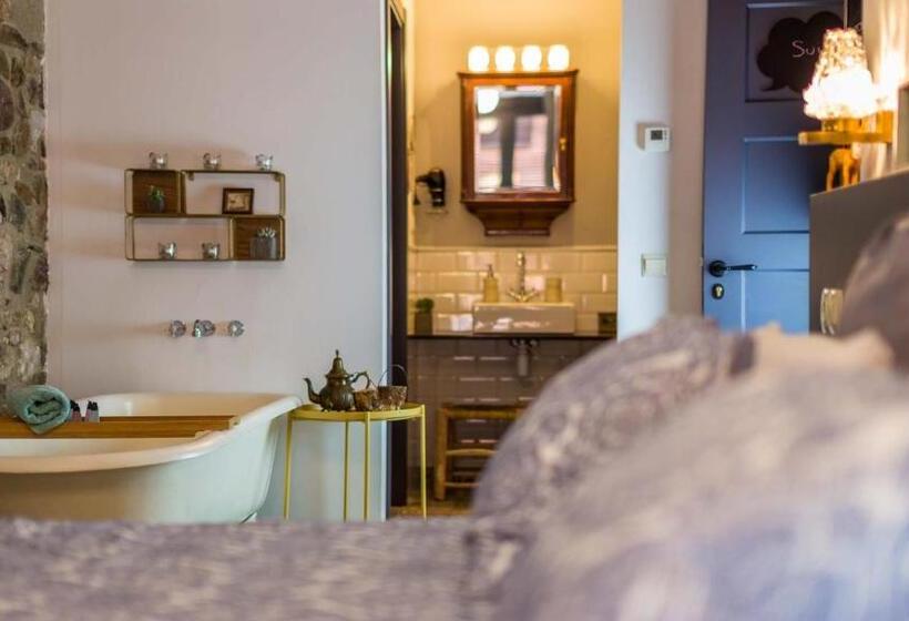 پانسیون Groc Rooms