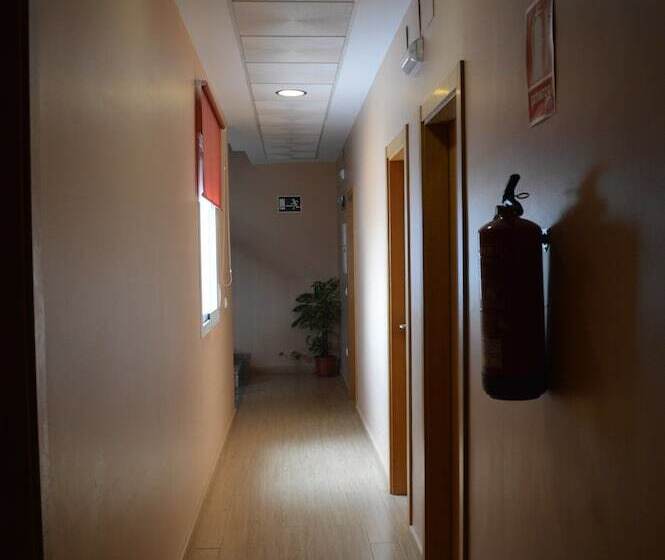 Пансион Hostal Balcón De Extremadura