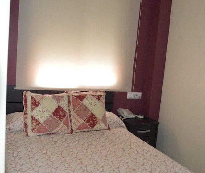 Пансион Hostal Balcón De Extremadura