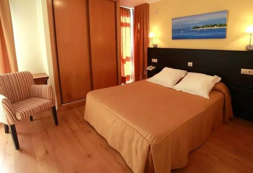 ペンション Habitat Cm Muxia