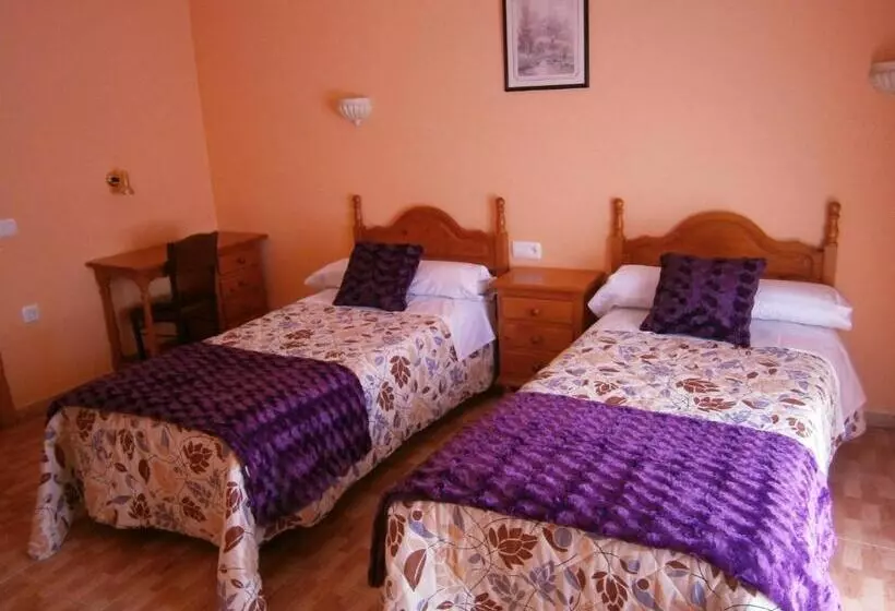 ペンション Hostal Rural El Caminero