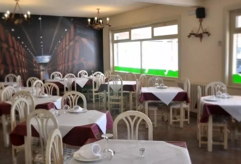 Majatalo La Viña De Rueda