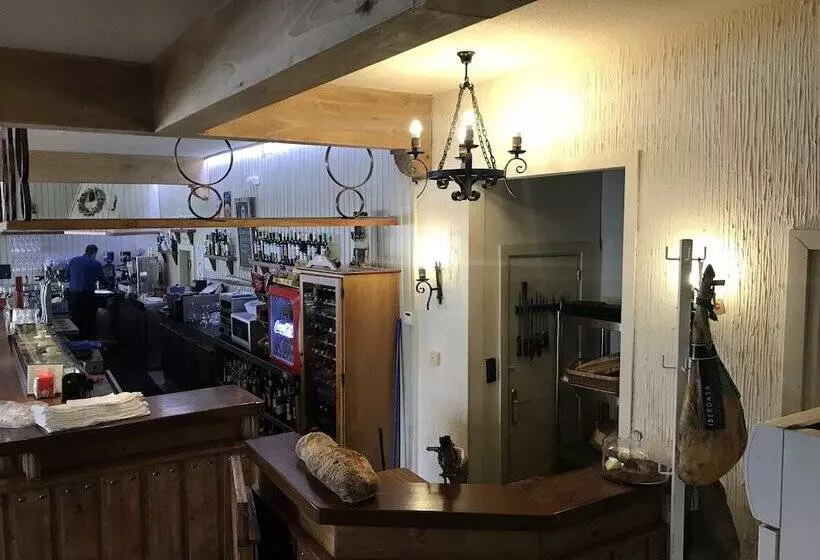 Majatalo La Viña De Rueda