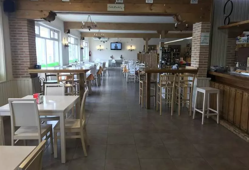 Majatalo La Viña De Rueda