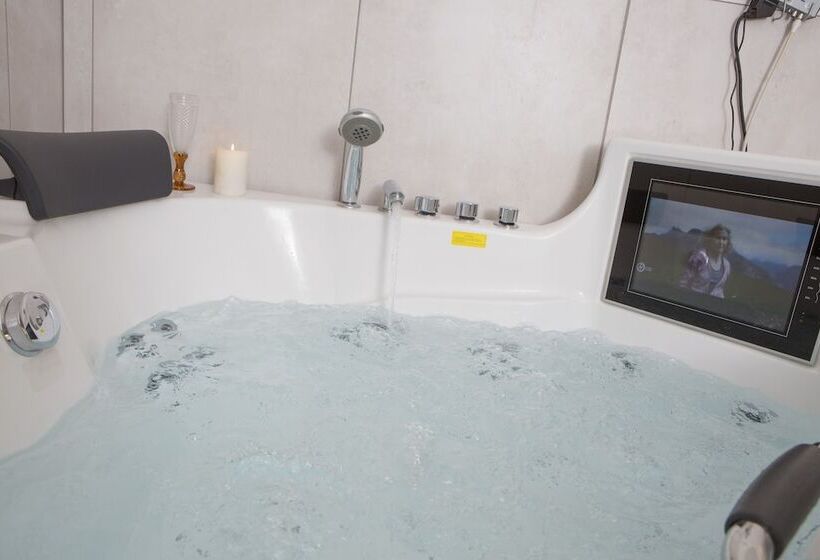 پانسیون L'otelet By Sweet