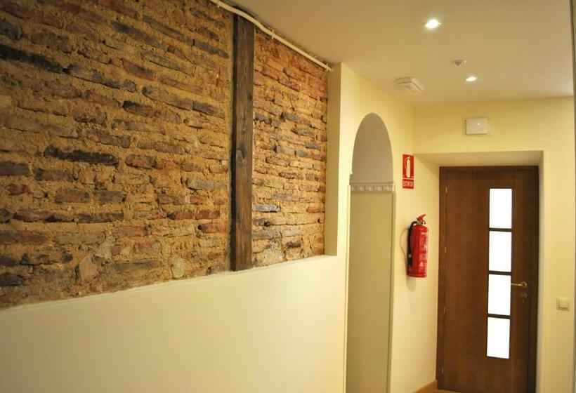 膳宿费 Hospedaje La Judería