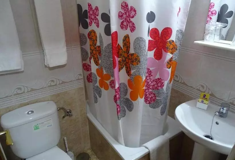 پانسیون Hostal Argentina