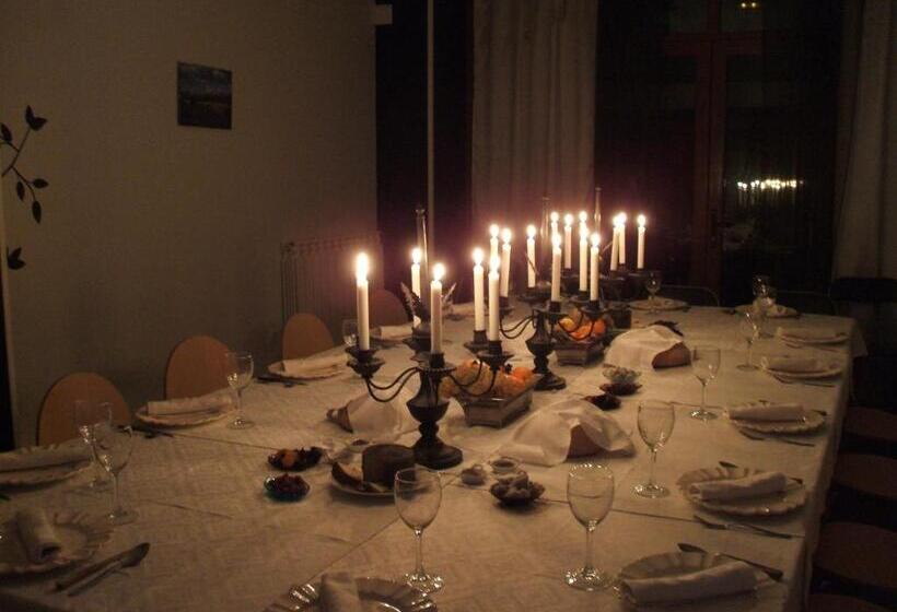 ペンション Hostal Catalina De Austria