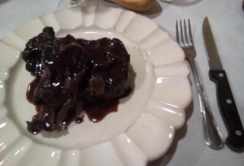 ペンション Hostal Catalina De Austria