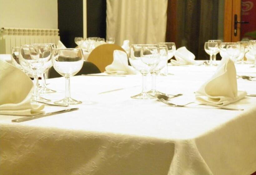 ペンション Hostal Catalina De Austria