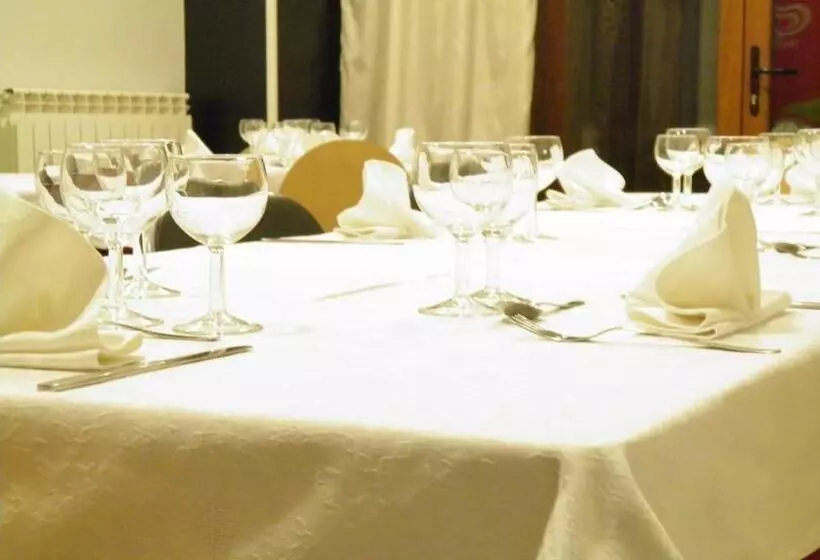 ペンション Hostal Catalina De Austria