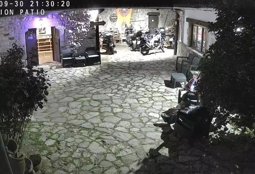 ペンション Moto Rural Vegalion