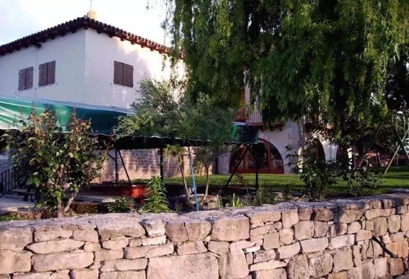 Apartamentos Cañones De Guara Y Formiga