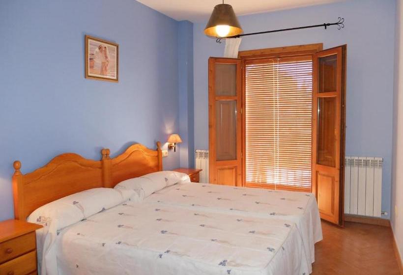 Apartamentos Cañones De Guara Y Formiga