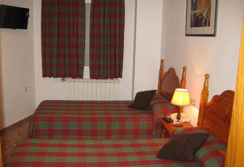 Pensione Hostal Alvaro I