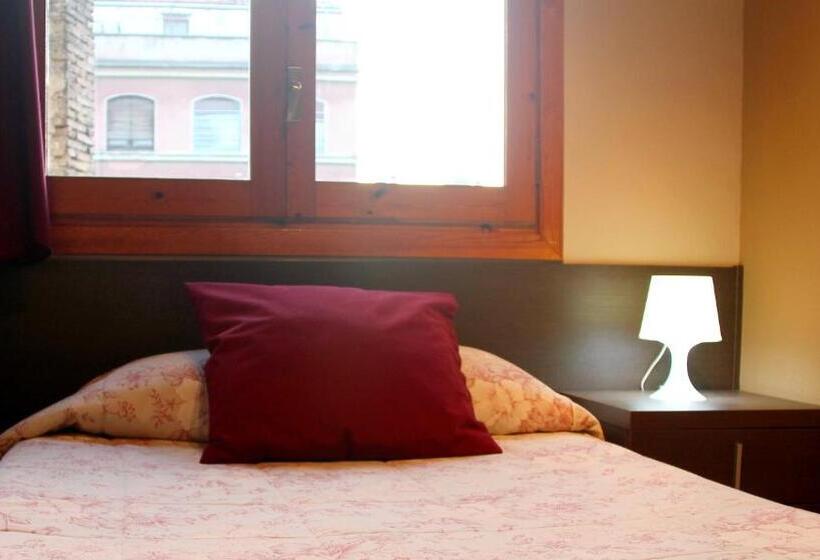 펜션 Hostal Cafeteteria Goya