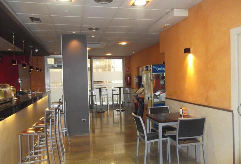 펜션 Hostal Cafeteteria Goya