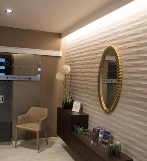 פנסיון Hostal El Lechuguero