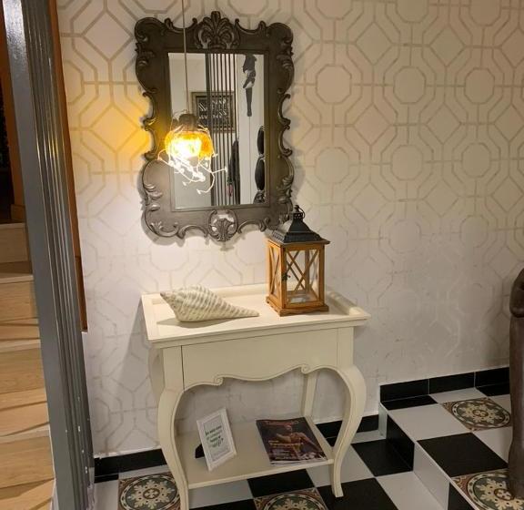 פנסיון Hostal El Lechuguero