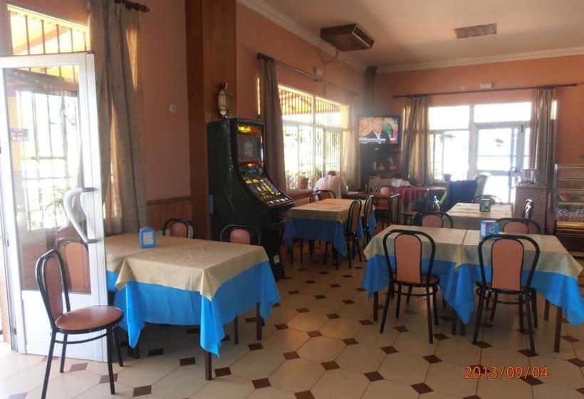 Пансион Hostal Restaurante Las Rejas