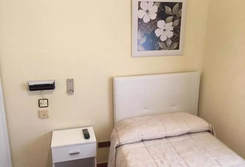 Pensione Hostal Victoria