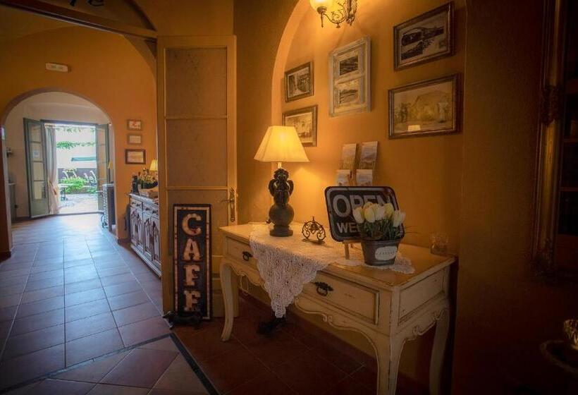 膳宿费 Hostalet Dels Indians