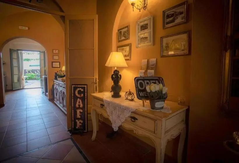 ペンション Hostalet Dels Indians