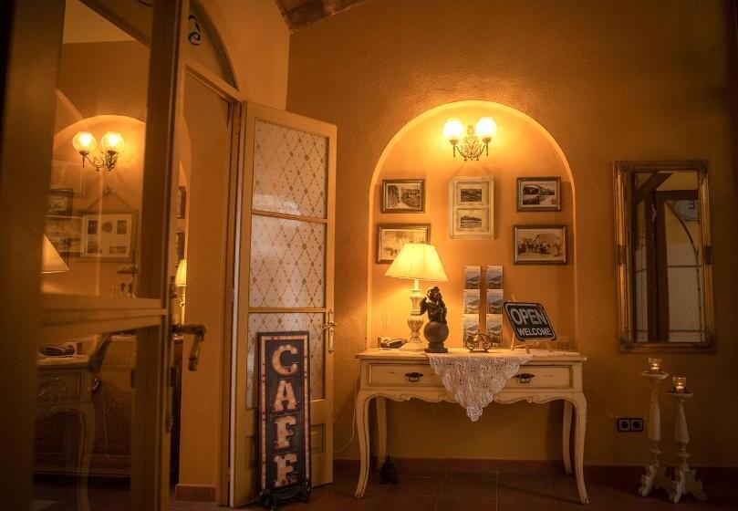 膳宿费 Hostalet Dels Indians