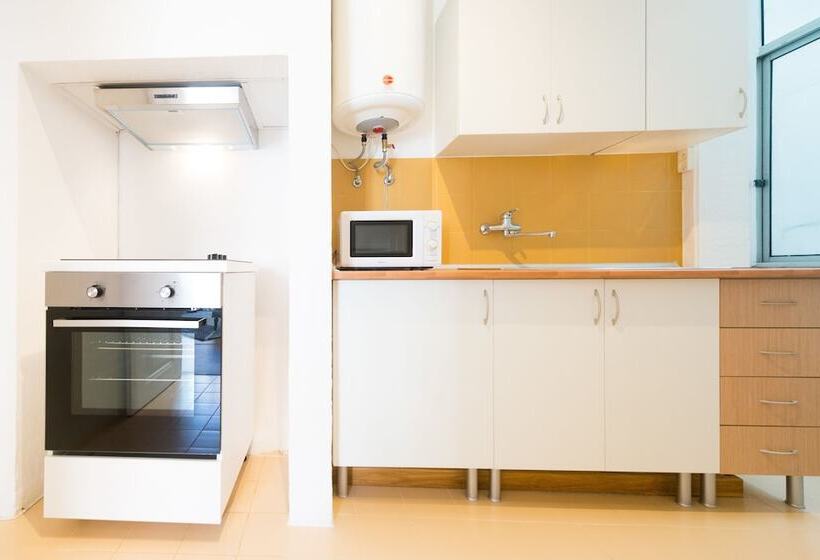 Typical Almirante By Homing