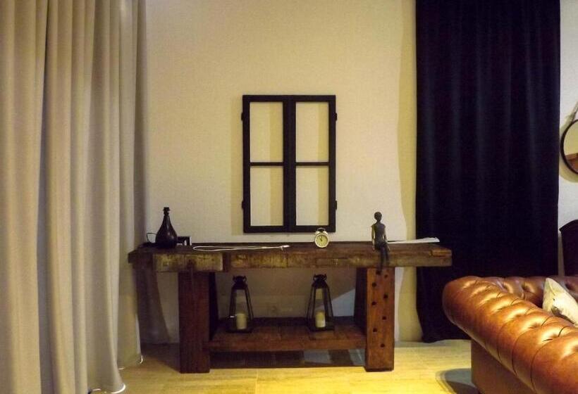 هاستل Dh Country House