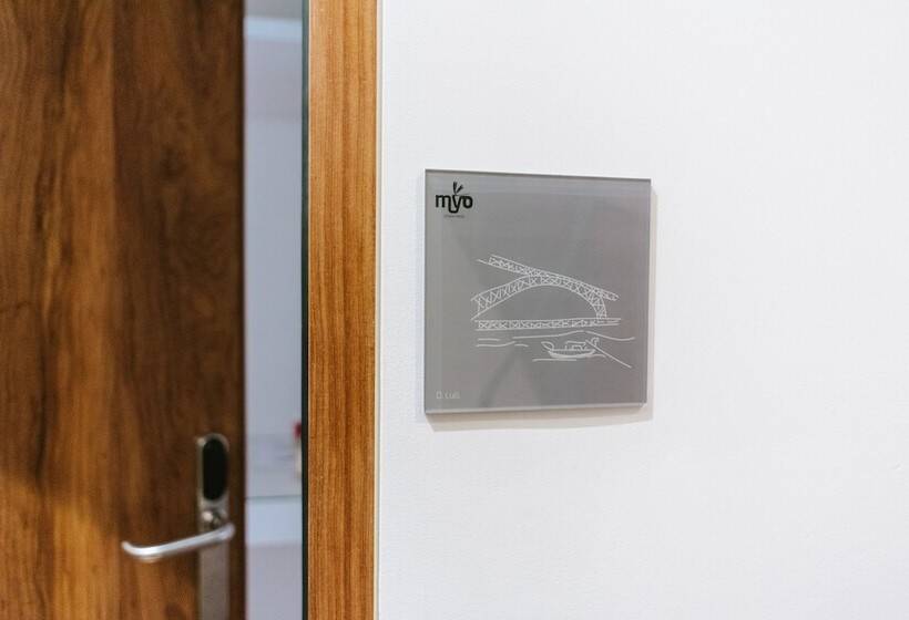 پانسیون Myo Design House