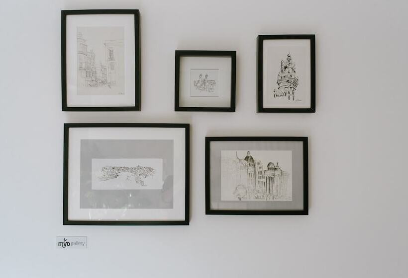 پانسیون Myo Design House