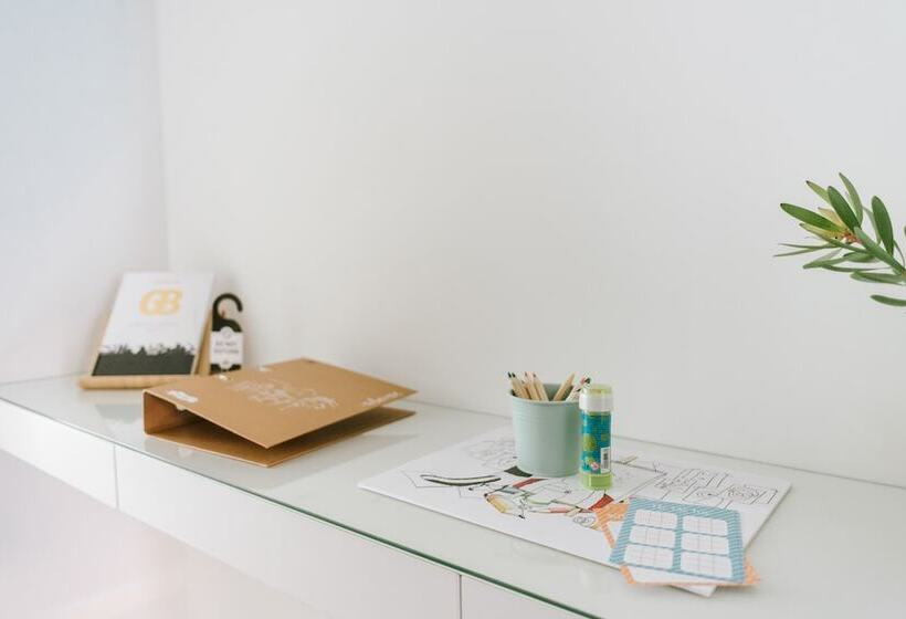 پانسیون Myo Design House