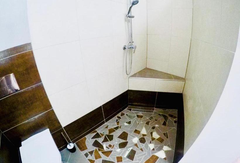 پانسیون Pillows Peniche B&b