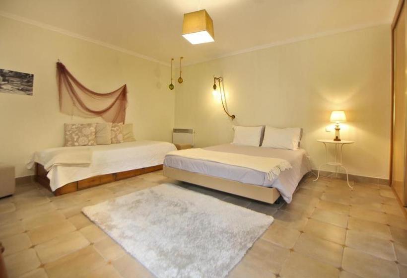 پانسیون Pillows Peniche B&b